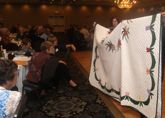 LR CHS DinnerAuction 2016 43 LiveAuction